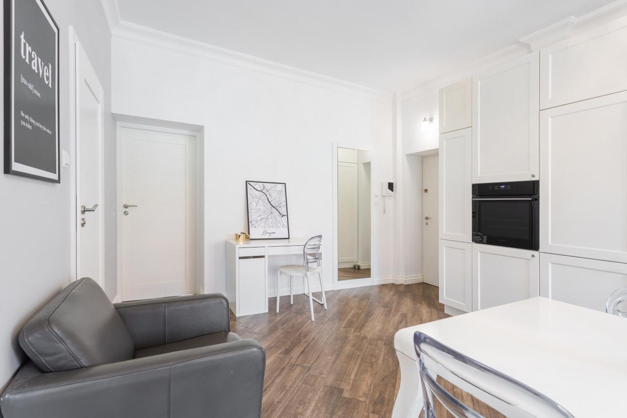 Central Warsaw Apartment - Great Location-Old Town - Podwale Exterior photo
